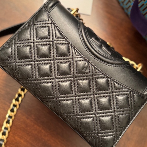 Tory Burch SMALL FLEMING CONVERTIBLE SHOULDER BAG - Picture 6 of 6